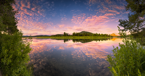 The Oxbow Bend of the Snake River in Wyoming at sunrise
